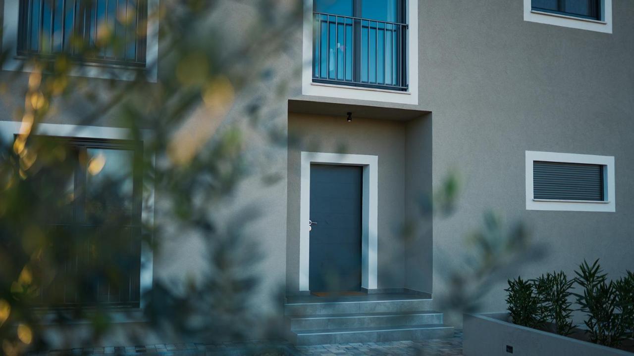 Villa & Jardin - Luxury Villa With Swimming Pool Vrh  Ngoại thất bức ảnh