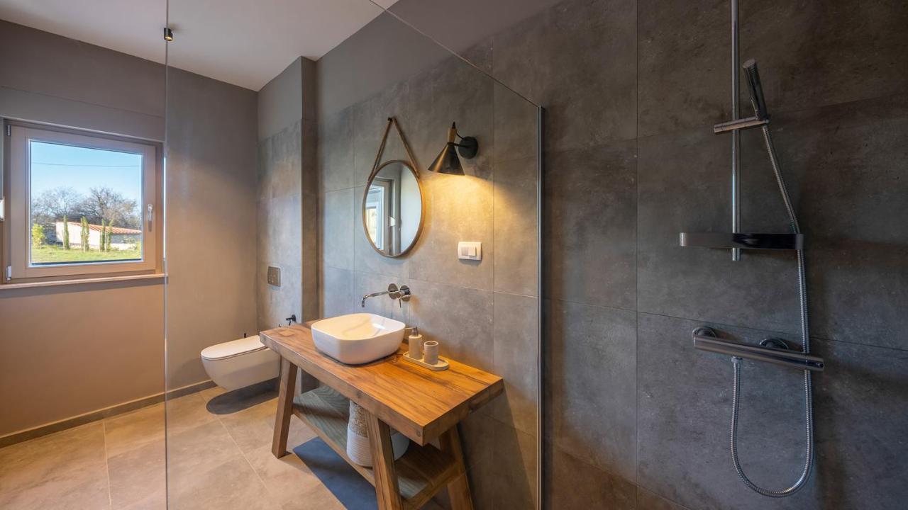 Villa & Jardin - Luxury Villa With Swimming Pool Vrh  Ngoại thất bức ảnh